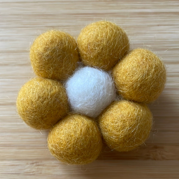 Wool Flower Car Diffuser